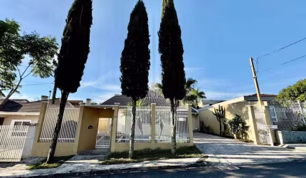 Sobrado com 4 quartos, Aristocrata, São José dos Pinhais - R$ 1.79 mi, Cod: SO0040