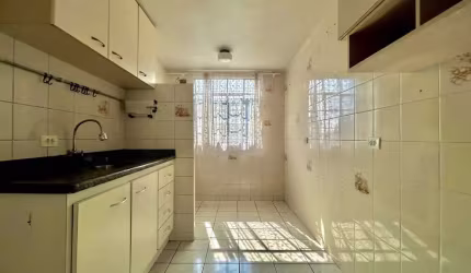 Apartamento com 3 quartos, Santa Cândida, Curitiba - R$ 229 mil, Cod: AP0171