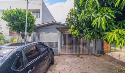 Casa com 5 quartos à venda na Rua Alberto Scherer, 342, Rio Branco, São Leopoldo por R$ 900.000