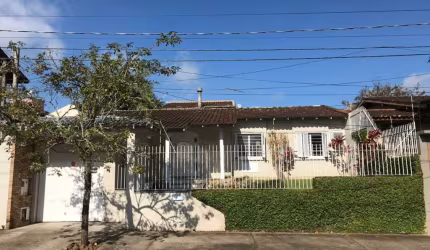 Casa com 3 quartos à venda na Rua João Scherer, 113, Pinheiro, São Leopoldo por R$ 590.000
