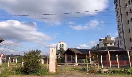Terreno à venda na Avenida Dom João Becker, Centro, São Leopoldo por R$ 1.000.000