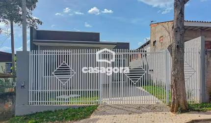 Casa com 3 Quartos e Quintal na Gralha Azul - Conforto e Qualidade