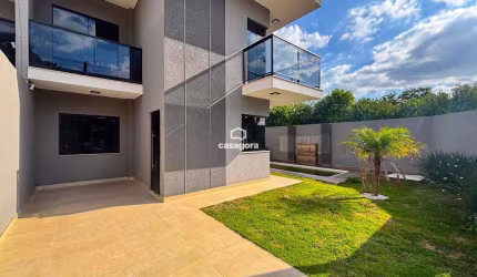 Casa Alto Padrão com Piscina e Fachada Imponente   Nações, Fazenda Rio Grande