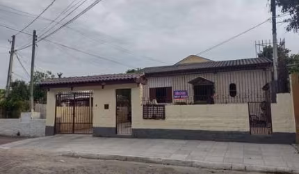 Casa com 2 quartos para alugar na DONA LEOPOLDINA, 199 AP.03 - RIO BRANCO - SAO LEOPOLDO, 199, Rio Branco, São Leopoldo, 42 m2 por R$ 950