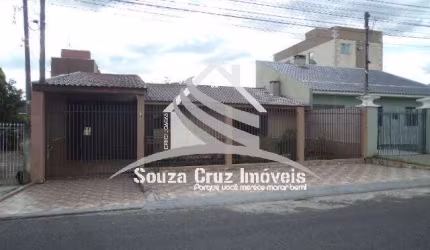 Excelente Residência em Ótima Localização em Colombo.