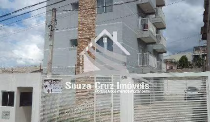 Apartamento no Maracanã em Colombo.