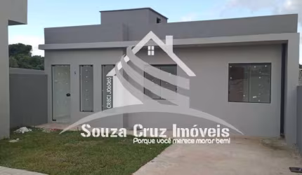 Casa com 03 quartos (01 Suíte) -  Excelente Localização em Colombo.