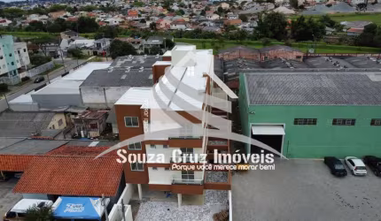 Excelente Localização em Pinhais - 03 Quartos ( 01 Suíte)