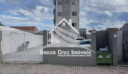 Apartamento no 4º Andar - Sacada com Churrasqueira.