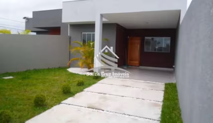 Casa em Pinhais em Ótima Localização.