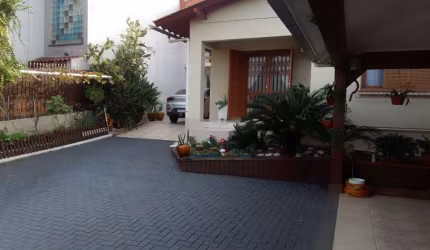 Casa com 3 quartos à venda na Rua Tupanciretã, 125, Ideal, Novo Hamburgo por R$ 850.000