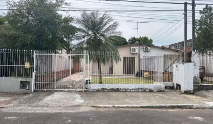 Casa com 2 quartos à venda na Rua Presidente Juscelino Kubitschek de Oliveira, 1500, Canudos, Novo Hamburgo por R$ 350.000