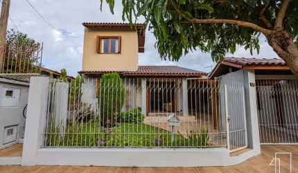 Casa com 3 quartos à venda na Rua Bragança, 156, Sol Nascente, Estância Velha por R$ 500.000