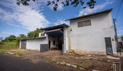 Prédio à venda na Avenida Montevidéo, 58, Santo Afonso, Novo Hamburgo por R$ 750.000
