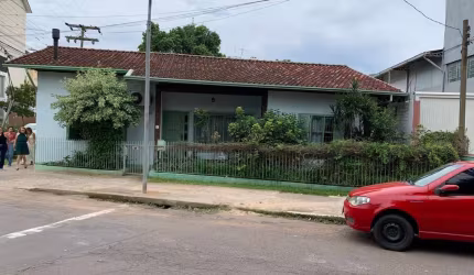 Casa com 3 quartos à venda na Rua Demétrio Ribeiro, 20, Guarani, Novo Hamburgo por R$ 768.000