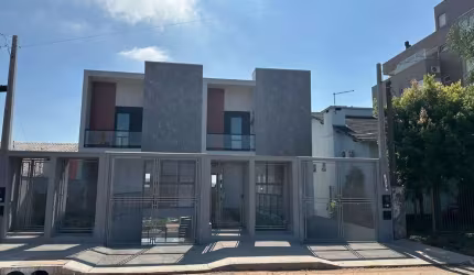 Casa com 2 quartos à venda na 31 de Janeiro, 730, Bela Vista, Campo Bom por R$ 784.000