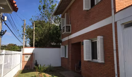 Casa com 3 quartos à venda na Rua Theodomiro José de Mello, 520, Feitoria, São Leopoldo por R$ 499.000