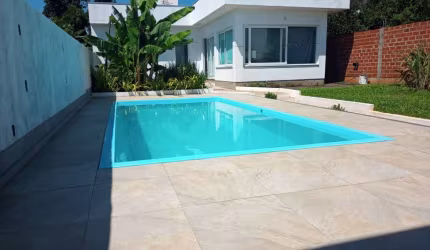 Casa com 2 quartos à venda na Rua Fredolino de Souza Soares, 140, Boa Saúde, Novo Hamburgo por R$ 510.000