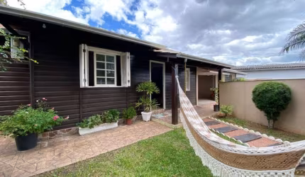 Casa com 3 quartos à venda na Rua São Domingos, 92, Liberdade, Novo Hamburgo por R$ 430.000