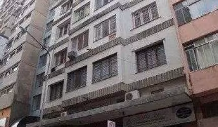 Apartamento no Centro Histórico ,2 dormitórios,desocupado