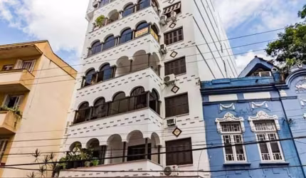 1 dormitório,andar alto,mobiliado, na Rua Sarmento Leite,Cidade Baixa