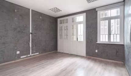CASA COMERCIAL