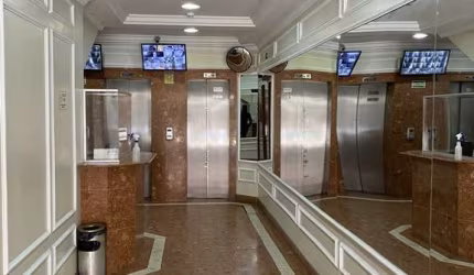 SALA COMERCIAL
