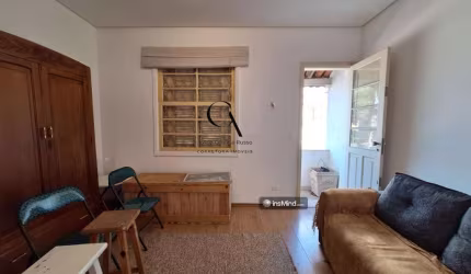 Casa sobreposta alta, 2 dormitórios, 1 suíte, 2 banheiros, Venda em Santos, Boqueirão,