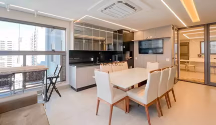 Apartamento com 3 suítes à Venda - 207m² - 3 vagas