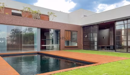 Casa em condomínio à venda - 660m² - 6 vagas
