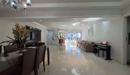 Apartamento área central com 231m 4 dorm
