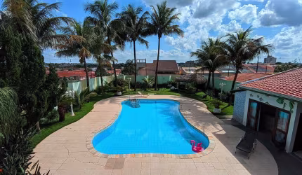 Casa com 3 suites 550m² - Venda