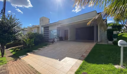 Casa em Condominio mobiliada - 3 quartos 1 suíte