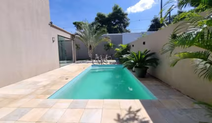 Casa no Condomínio Golden Park - 250m² úteis