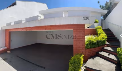 Casa com 4 quartos à Venda - 211m² - 2 vagas