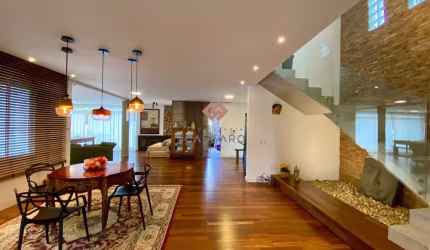 Casa com 5 quartos à venda em Jurerê Internacional, Florianópolis , 388 m2 por R$ 4.500.000