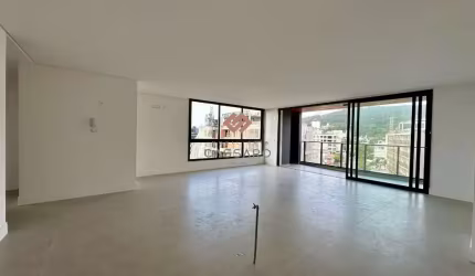 Apartamento com 4 quartos à venda em Jurerê, Florianópolis , 160 m2 por R$ 4.400.000