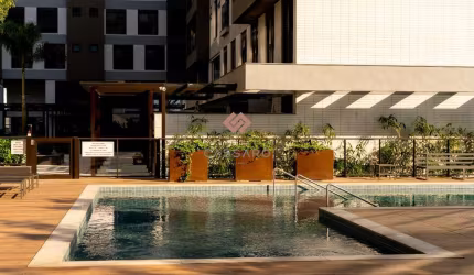 Apartamento com 3 quartos à venda em Jurerê Internacional, Florianópolis , 114 m2 por R$ 2.446.000