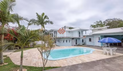 Casa com 5 quartos à venda no São João do Rio Vermelho, Florianópolis , 395 m2 por R$ 1.700.000