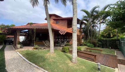 Casa com 3 quartos à venda em Jurerê, Florianópolis , 200 m2 por R$ 4.500.000