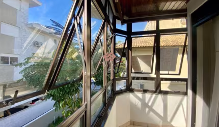 Apartamento com 2 quartos à venda em Jurerê, Florianópolis , 65 m2 por R$ 890.000