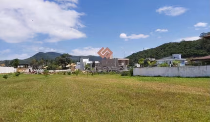 Terreno à venda no Ingleses do Rio Vermelho, Florianópolis  por R$ 770.000