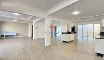 Casa com 5 quartos à venda no Canasvieiras, Florianópolis , 185 m2 por R$ 2.550.000