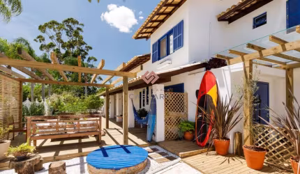 Casa com 6 quartos à venda no Daniela, Florianópolis , 320 m2 por R$ 2.500.000