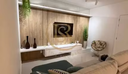 Apartamento novo mobiliado para venda a 150 metros da praia de Perequê