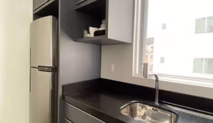 Apartamento disponível para locação anual mobiliado no bairro Morretes