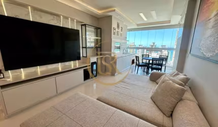 Apartamento alto padrão vista mar disponível para locação anual