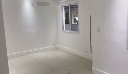 Sobrado em Condomínio para Venda em Jardim Santa Inês São Paulo-SP
