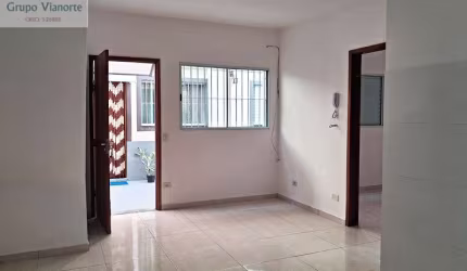 Casa em Condomínio em Jardim Elisa Maria, São Paulo/SP