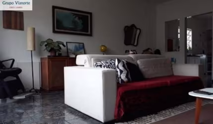 Sobrado Padrão para Venda em Jardim Franca São Paulo-SP